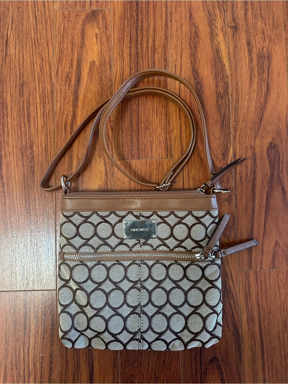 Nine West Brown and Cream Signature Crossbody Bag - Picture 1 of 4